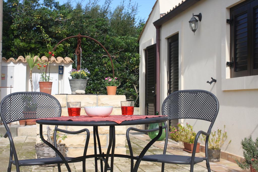 L'Antico Trappeto Bed and Breakfast Noto Buitenkant foto